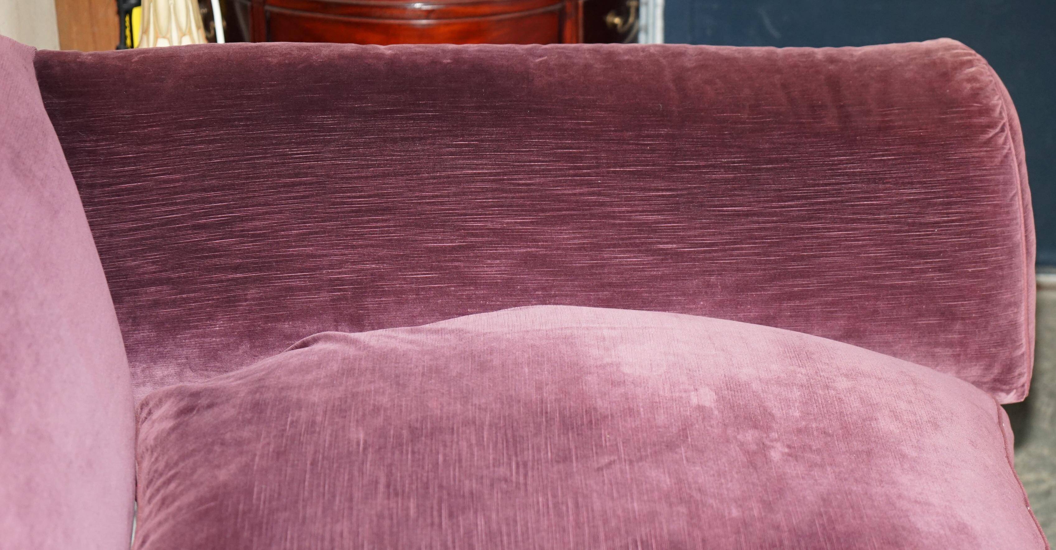 Three-seater sofa Howard & Son's Wimbourne 257x122 cm