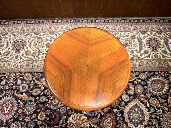 Support à plantes classique anglais ancien pied de stalle