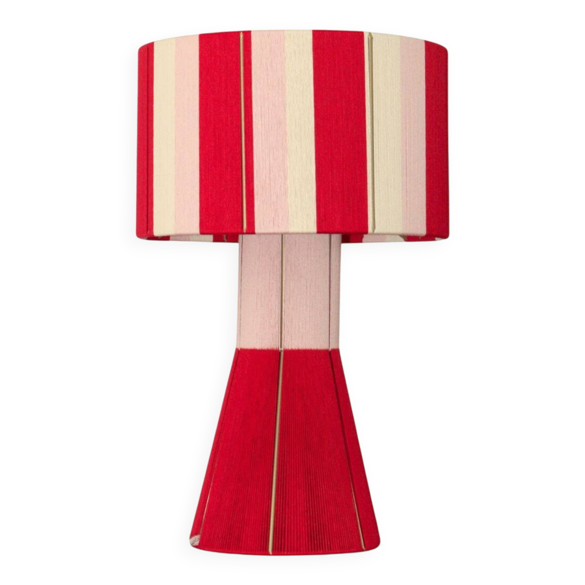 The Irresistible powder red table lamp