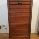 Furniture with sliding drawer