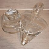 Wine decanter with cork on crystal base
