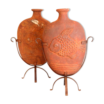 Pair of vase with decoration of fish