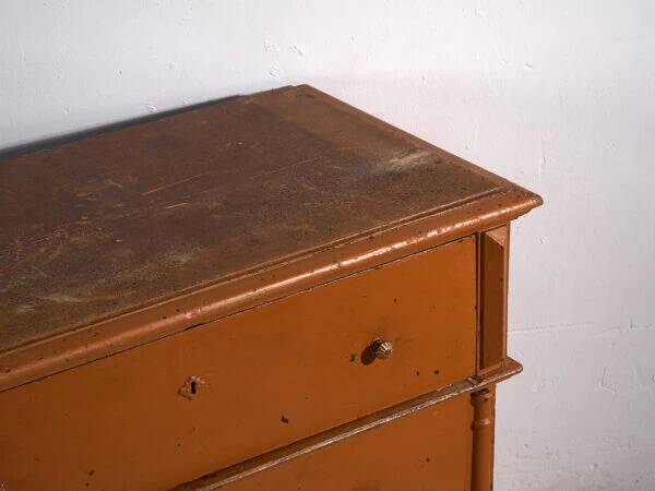 Antique chest of drawers with ochre patina (c.1920)
