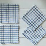 4 towels