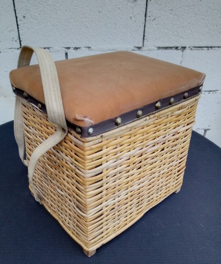 Chest seat for child wicker year 60