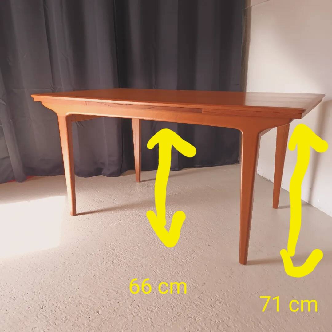 Table scandinave vintage