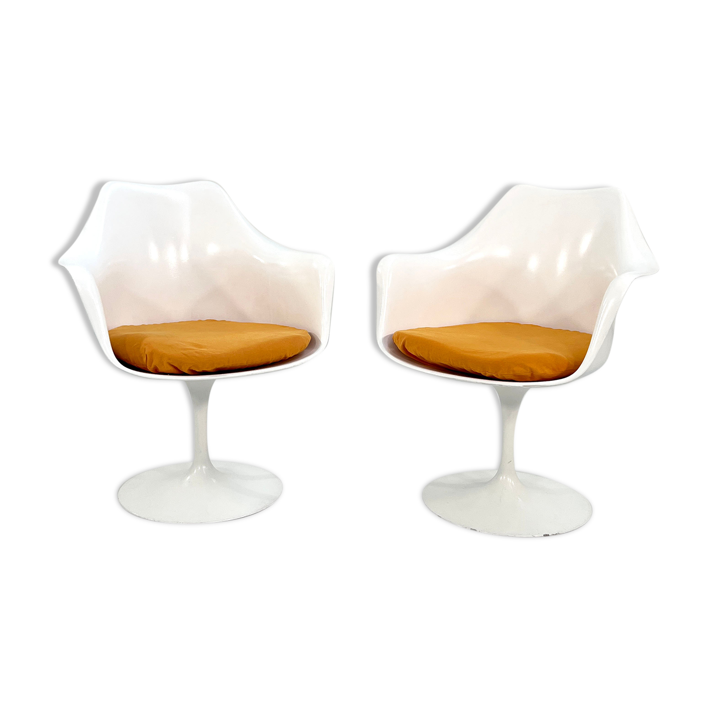 Pair of Swivel Tulip Armchairs by Eero Saarinen for Knoll, 1970