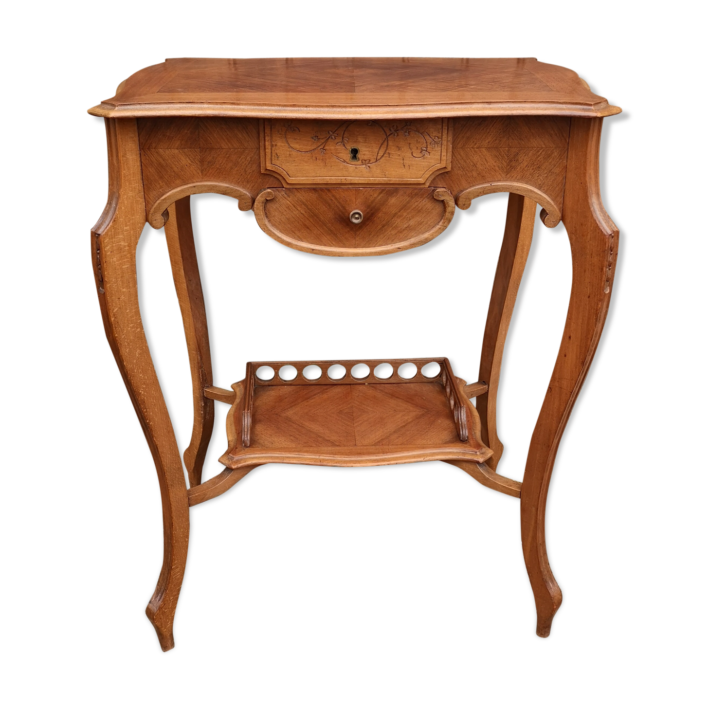 Charming small hairdresser 1900