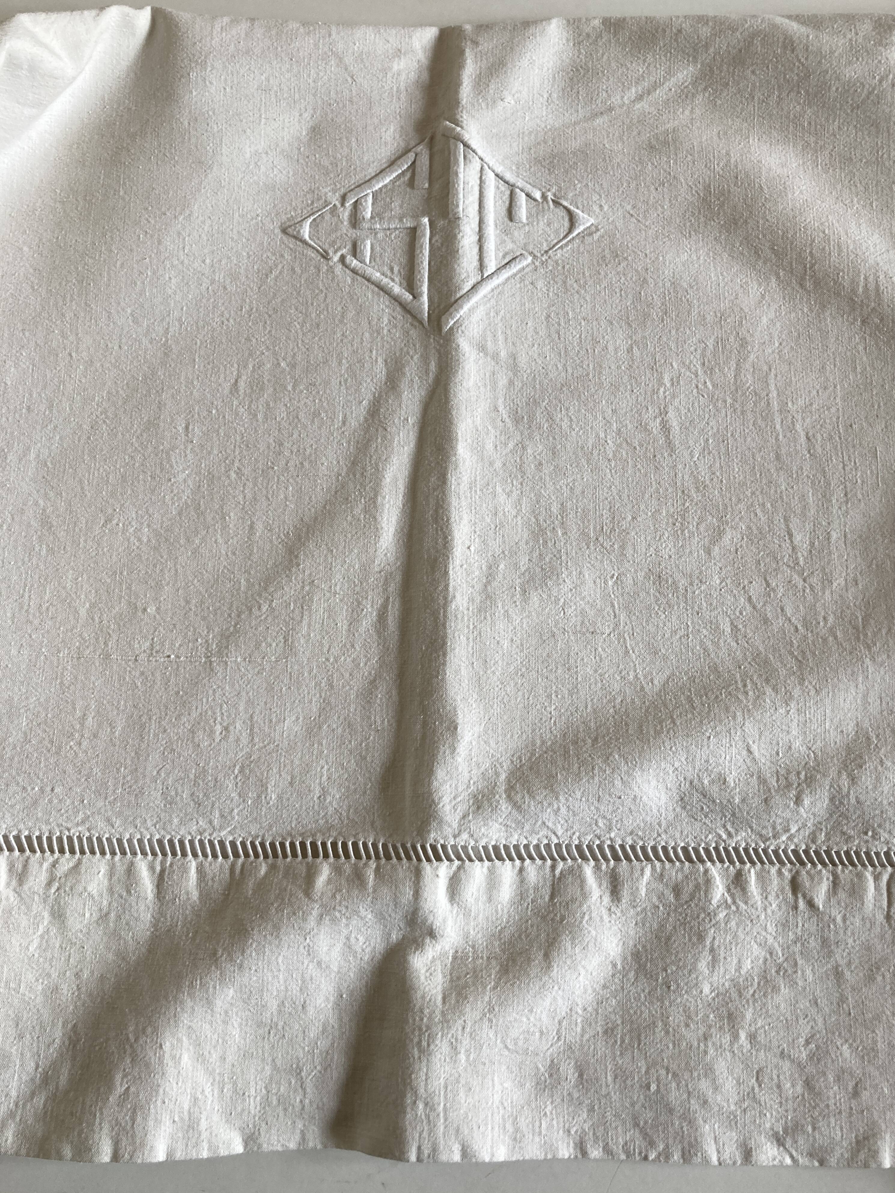 ST Reserve Linen Cloth Sheet at Reserve Laundry Days