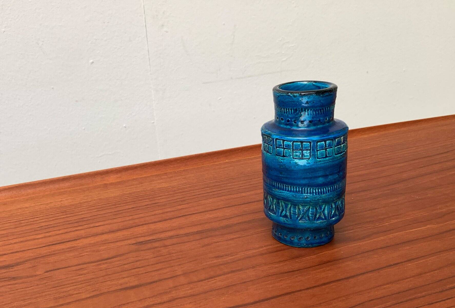 Mid-century Italian Rimini Blu ceramic vase by Aldo Londi for Bitossi.