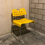 Set of 4 yellow Omstak chairs, Rodney Kinsman
