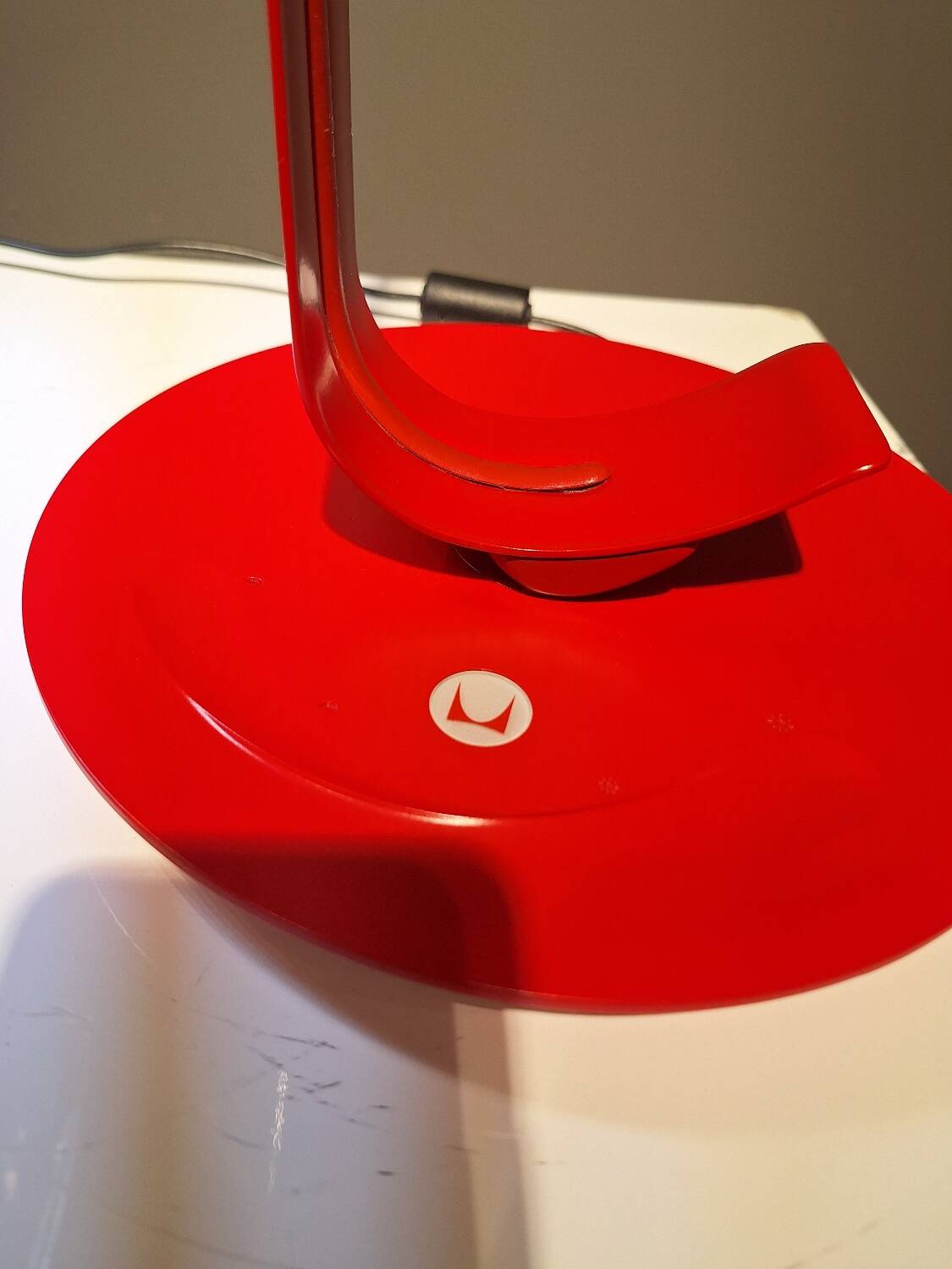 Leaf desk lamp by Yves Béhar for Herman Miller, 2007.
