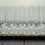 Série de 12 flûtes à champagne