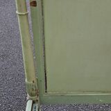 Lacquered Directory bed