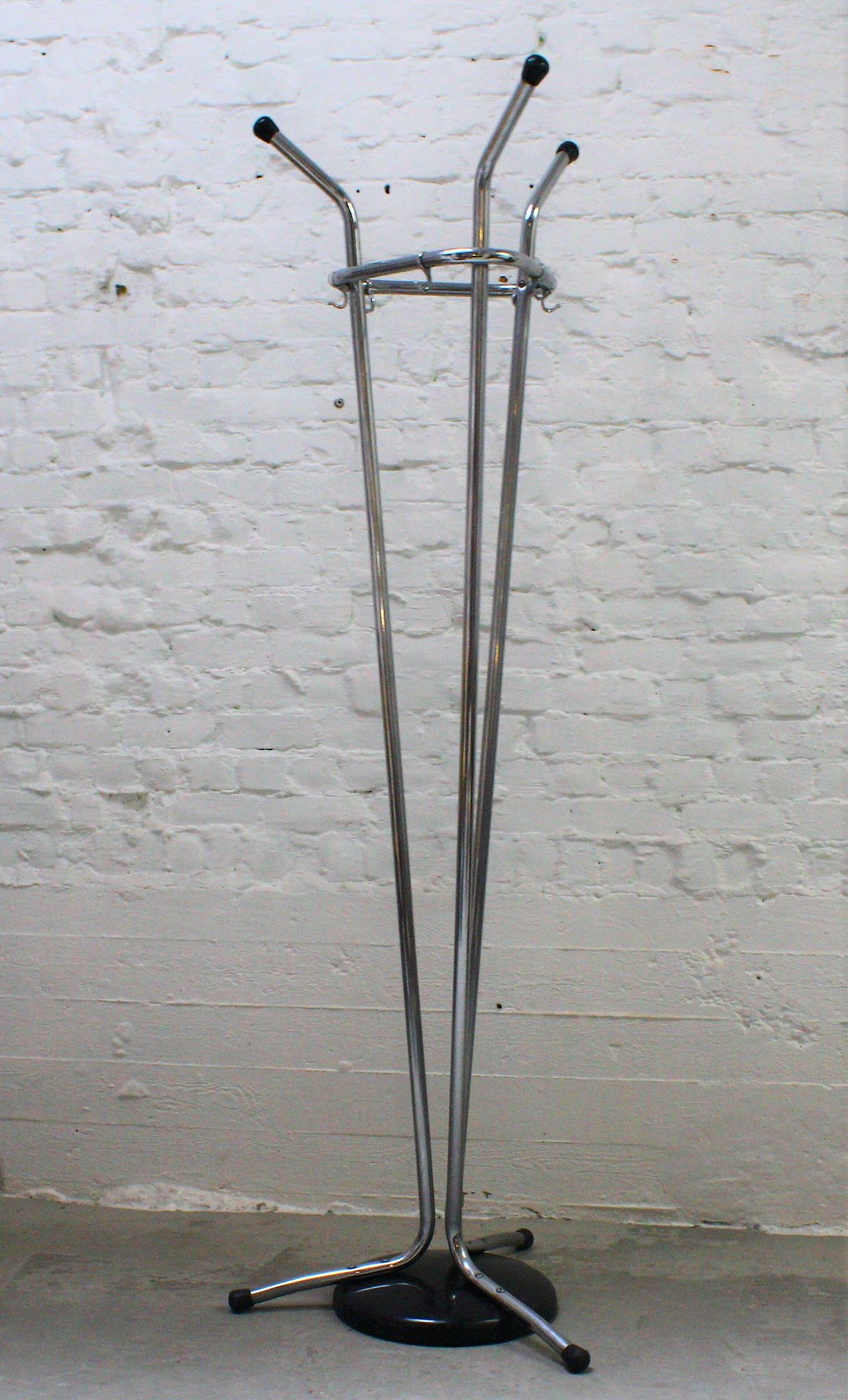 Vintage tubular chrome coat rack, 1970s
