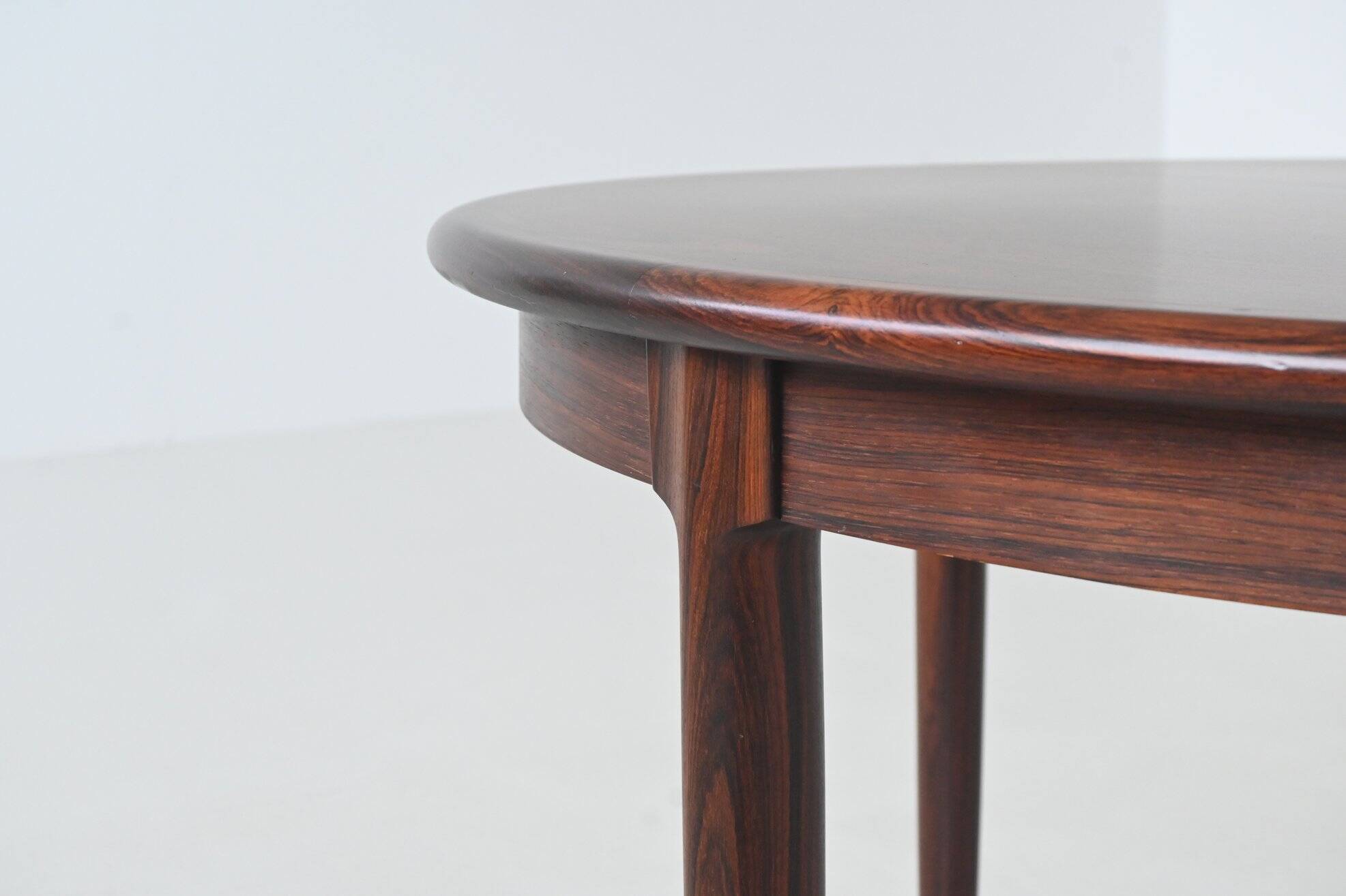 Niels Otto Moller model 15 dining table in rosewood Denmark 1960