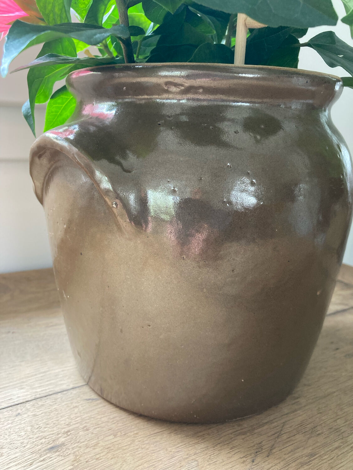 Brown stoneware jar