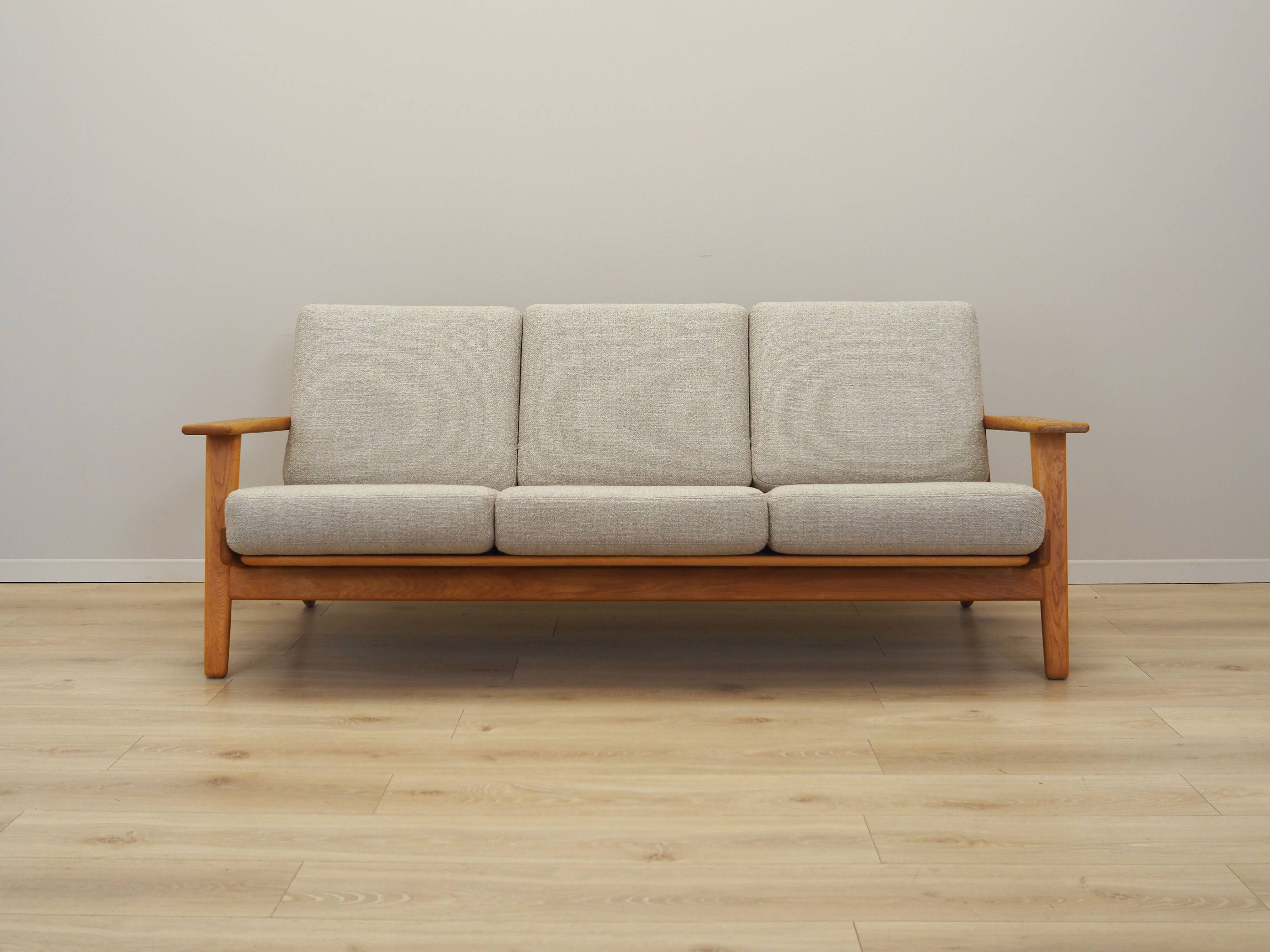 Oak sofa, Danish design, 1960s, designer: Hans J. Wegner, manufacturer: Get