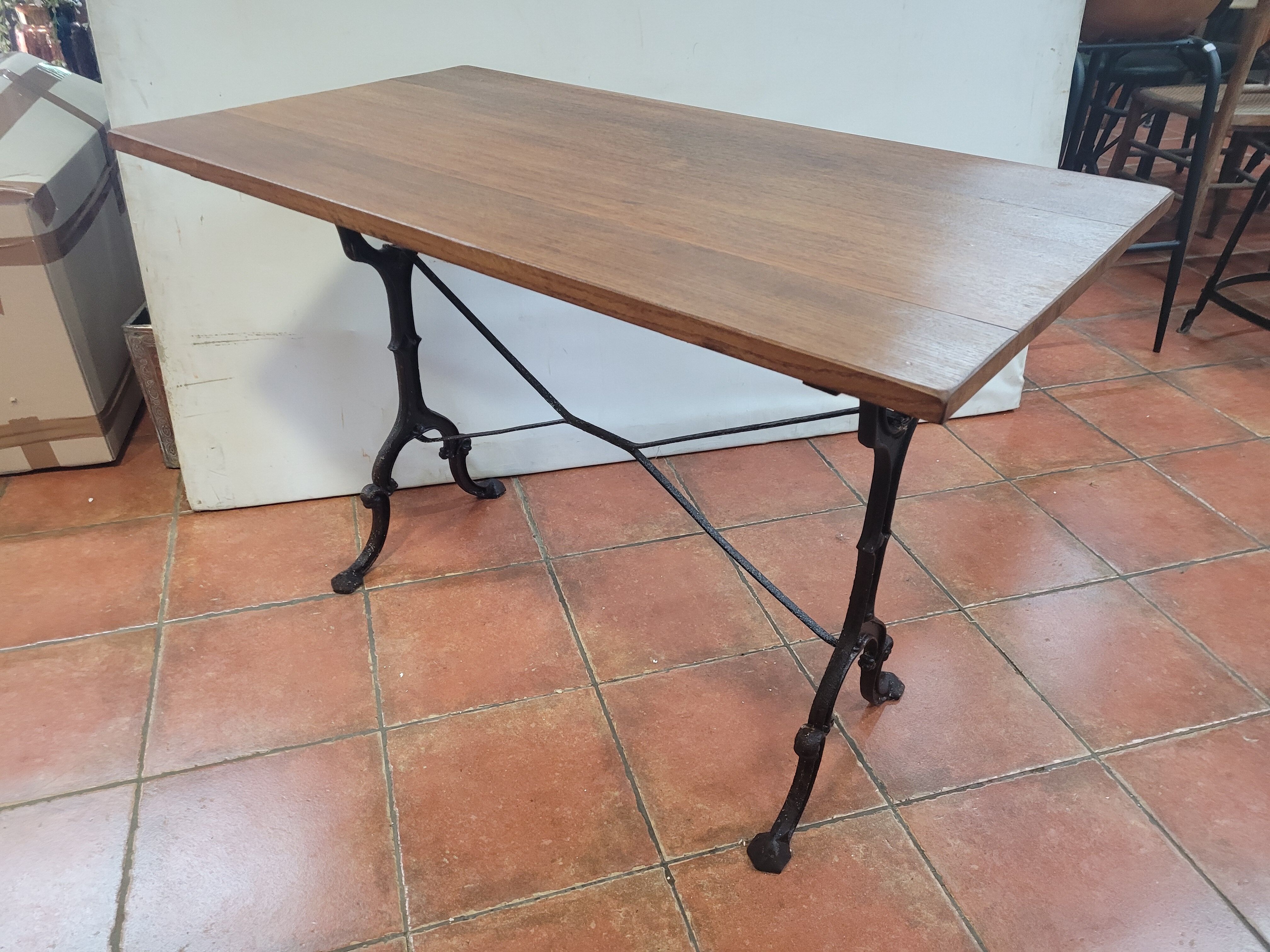 Bistro table base cast iron over oak