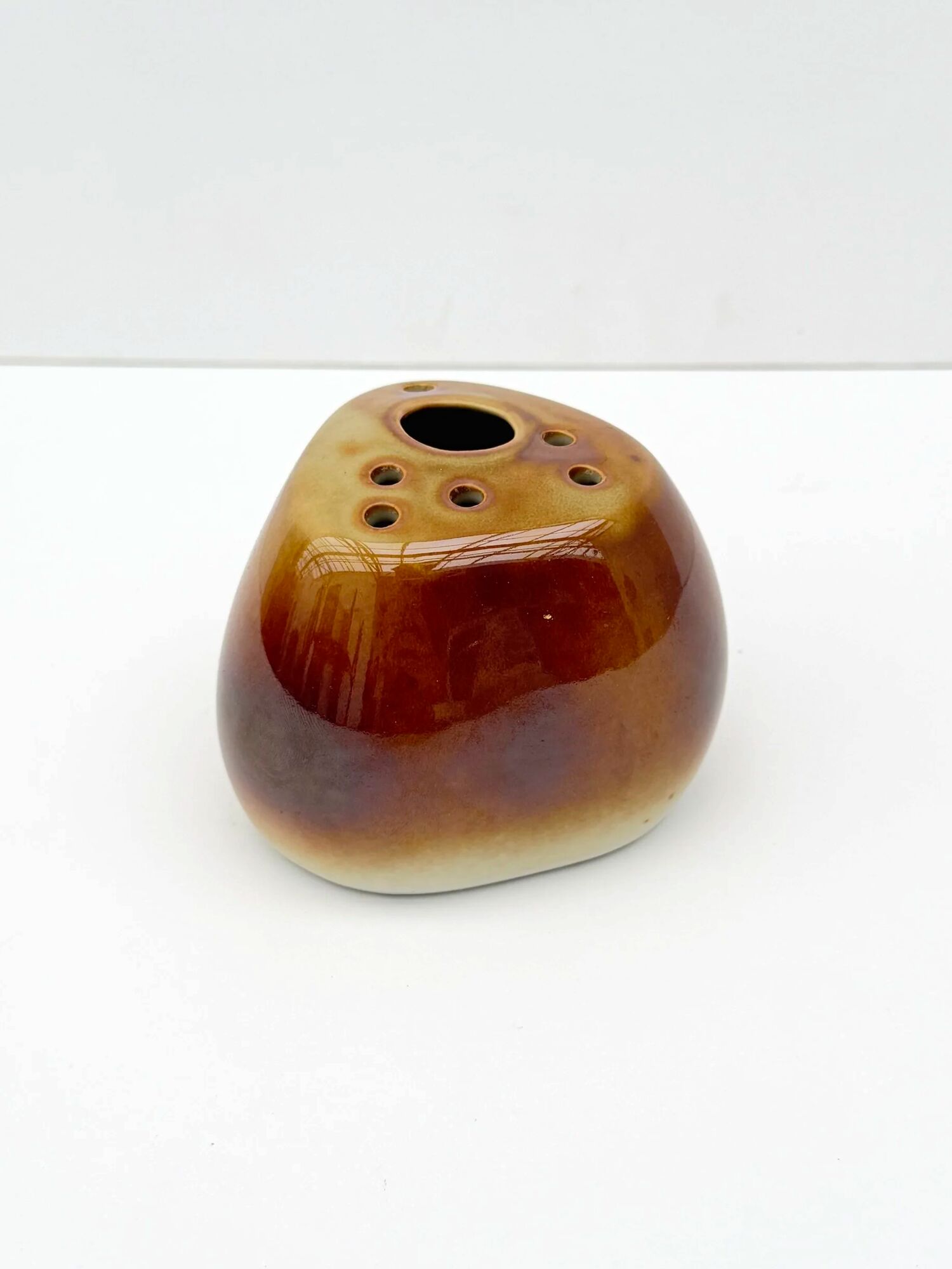 Flower vase by Pierre Lèbe for Virebent in porcelain, France 1970