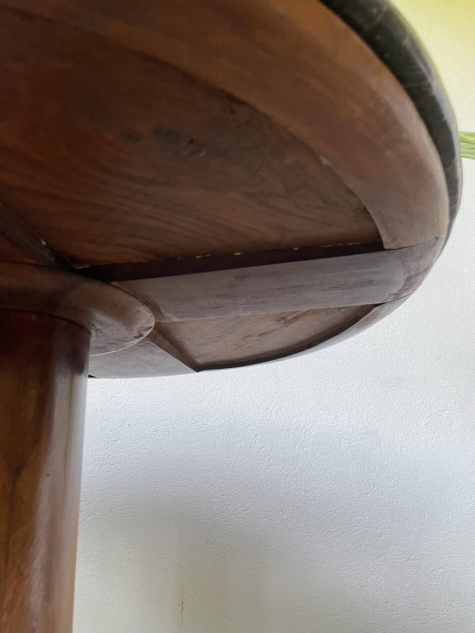 Empire walnut and marble pedestal table, late 19th century