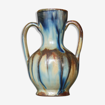 Vase with two handles in flamed sandstone with art nouveau-style drippings