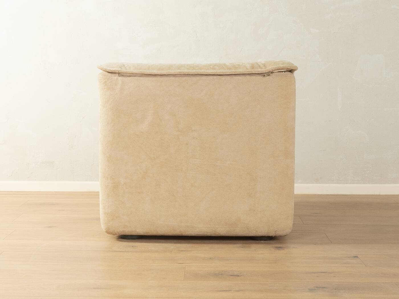 COR Space Age seating group, 1970s, set of 6 armchairs and footstool, cream white