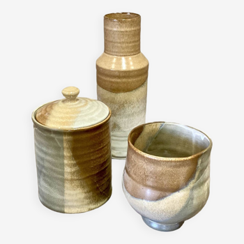 Large 3-piece ceramic set.
