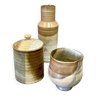 Large 3-piece ceramic set.