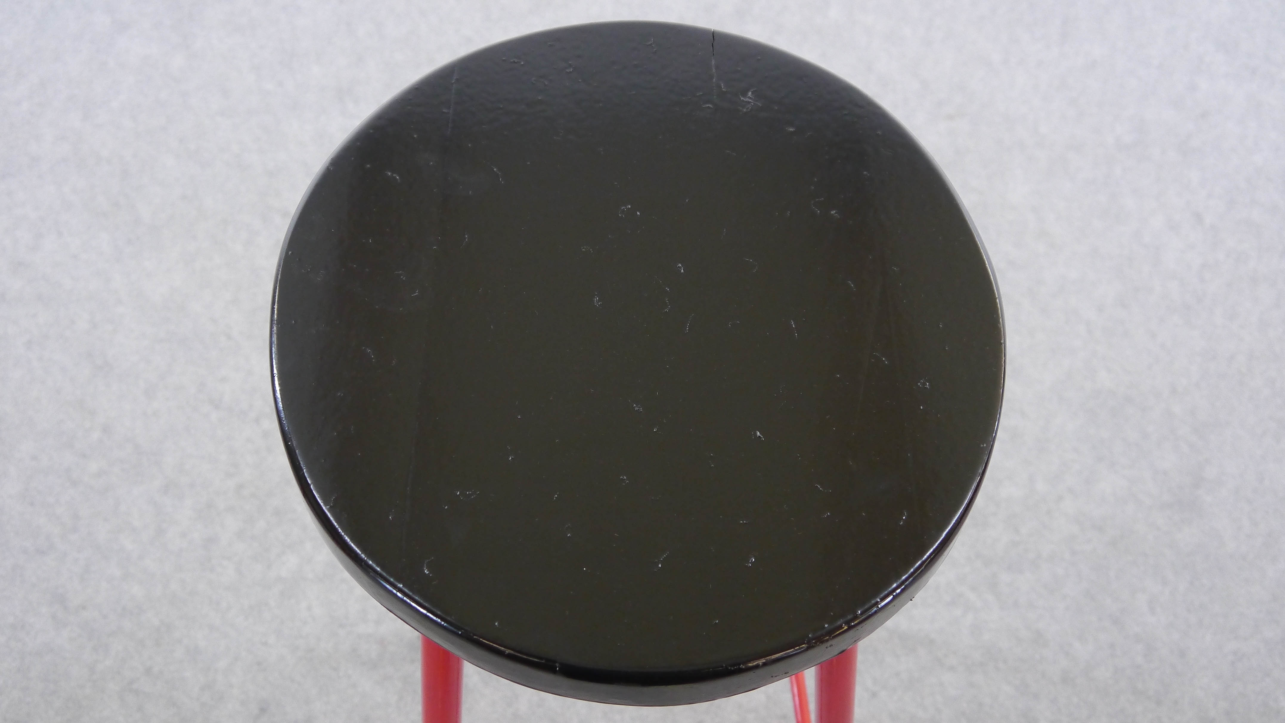 Midcentury set of 3 bar stools in red and black, 1960s-1970s