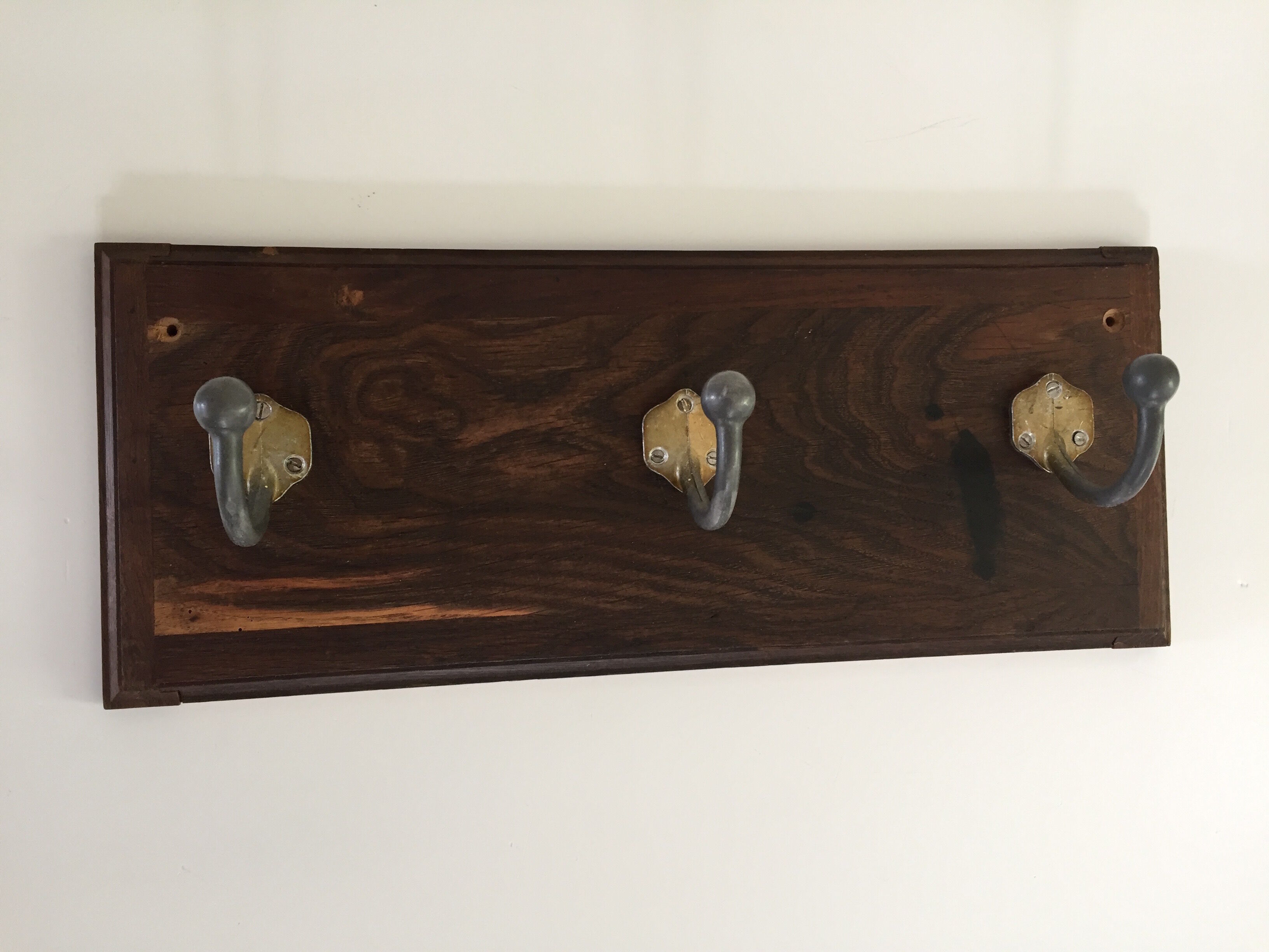 School coat hanger with 3 hooks