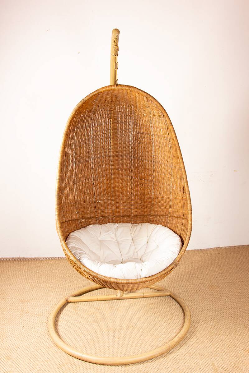 Danish armchair in woven rattan, with its metal stand, Nana Ditzel.