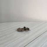 Petit vide-poche en métal argenté