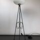 Lampadaire Stilnovo laque et triplex opaline des années 50