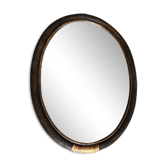 Oval rattan mirror