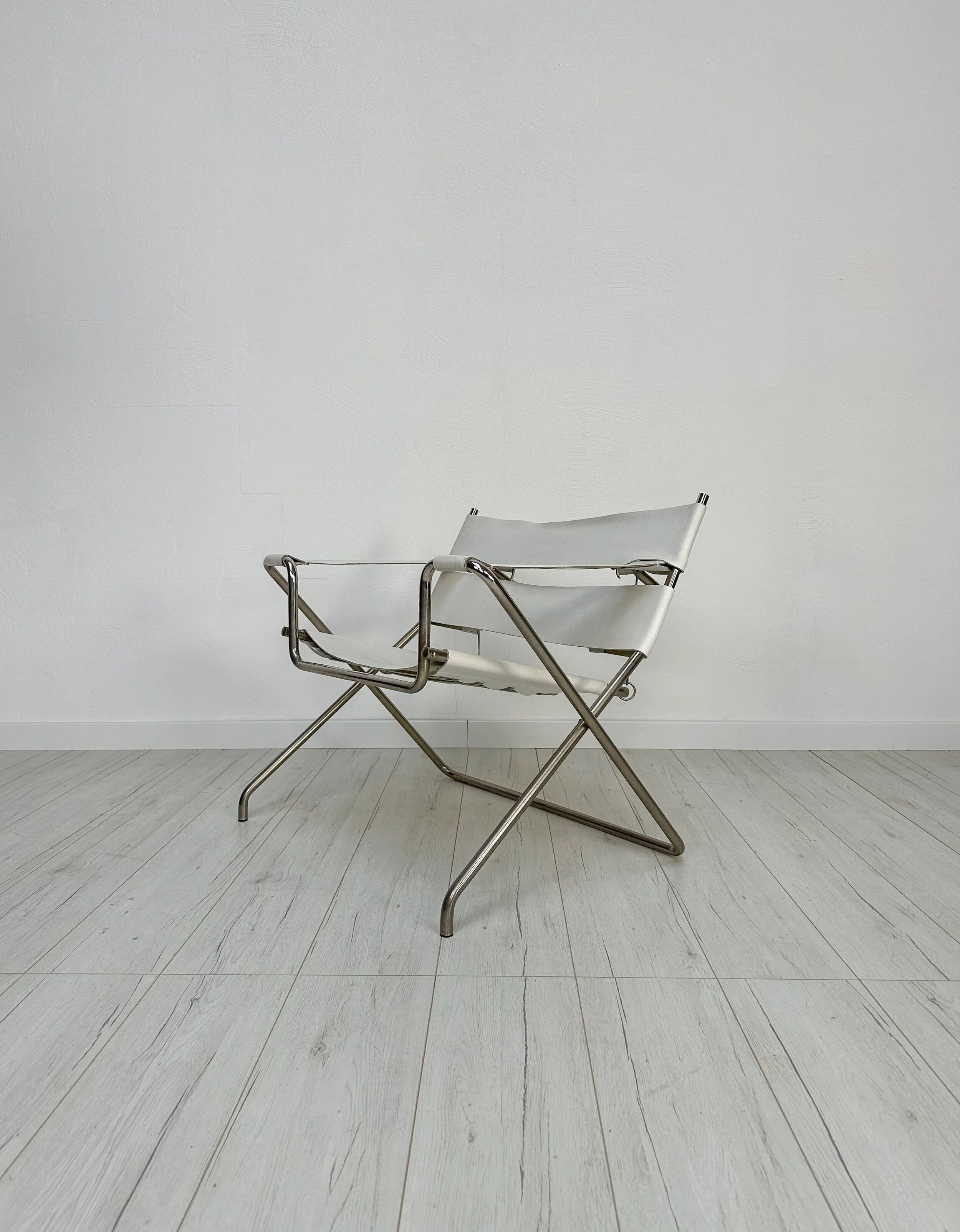 1960s Vintage Bauhaus D4 Leather Lounge Chair by Marcel Breuer for Tecta