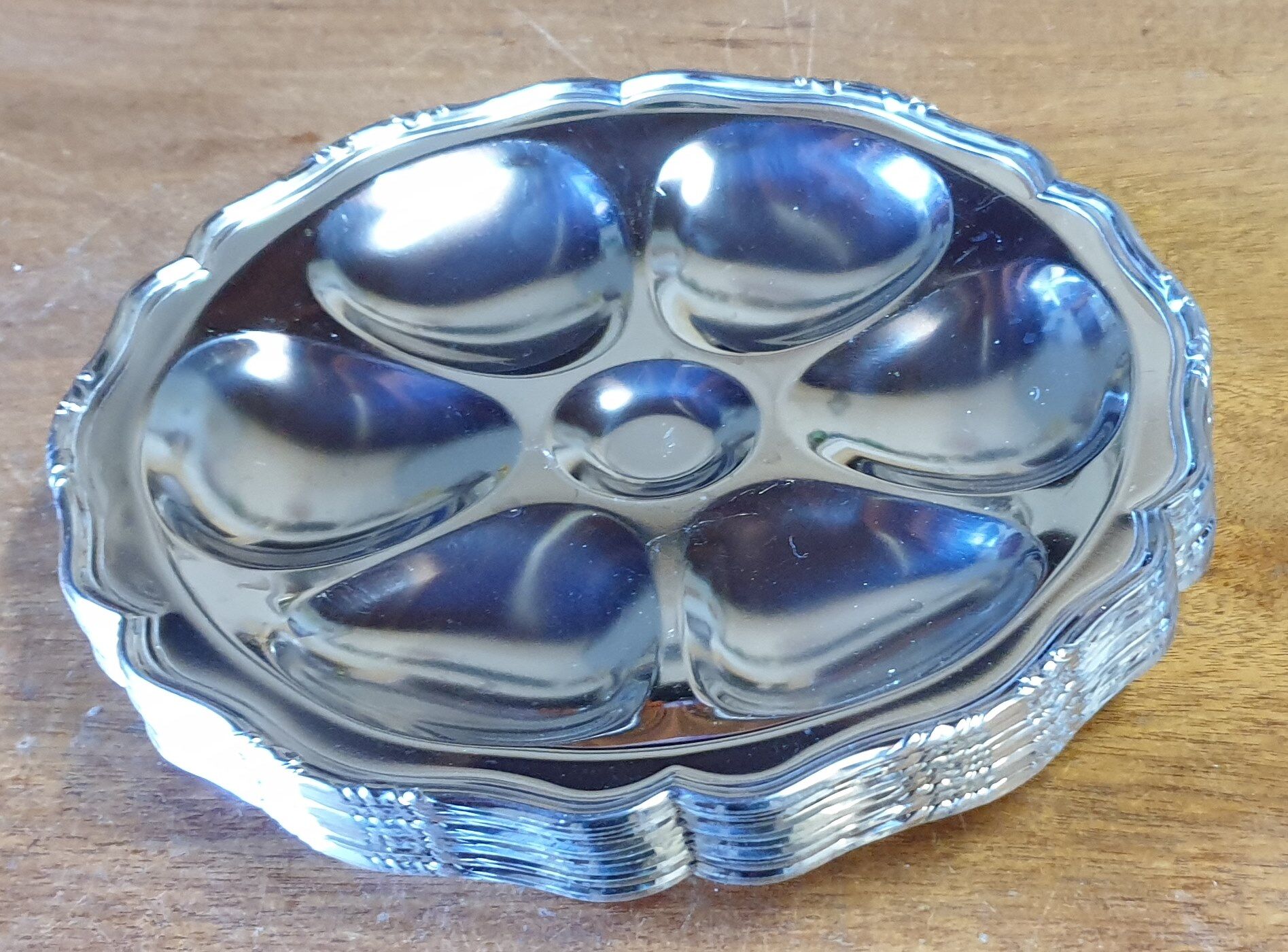 12 stainless steel oyster plates