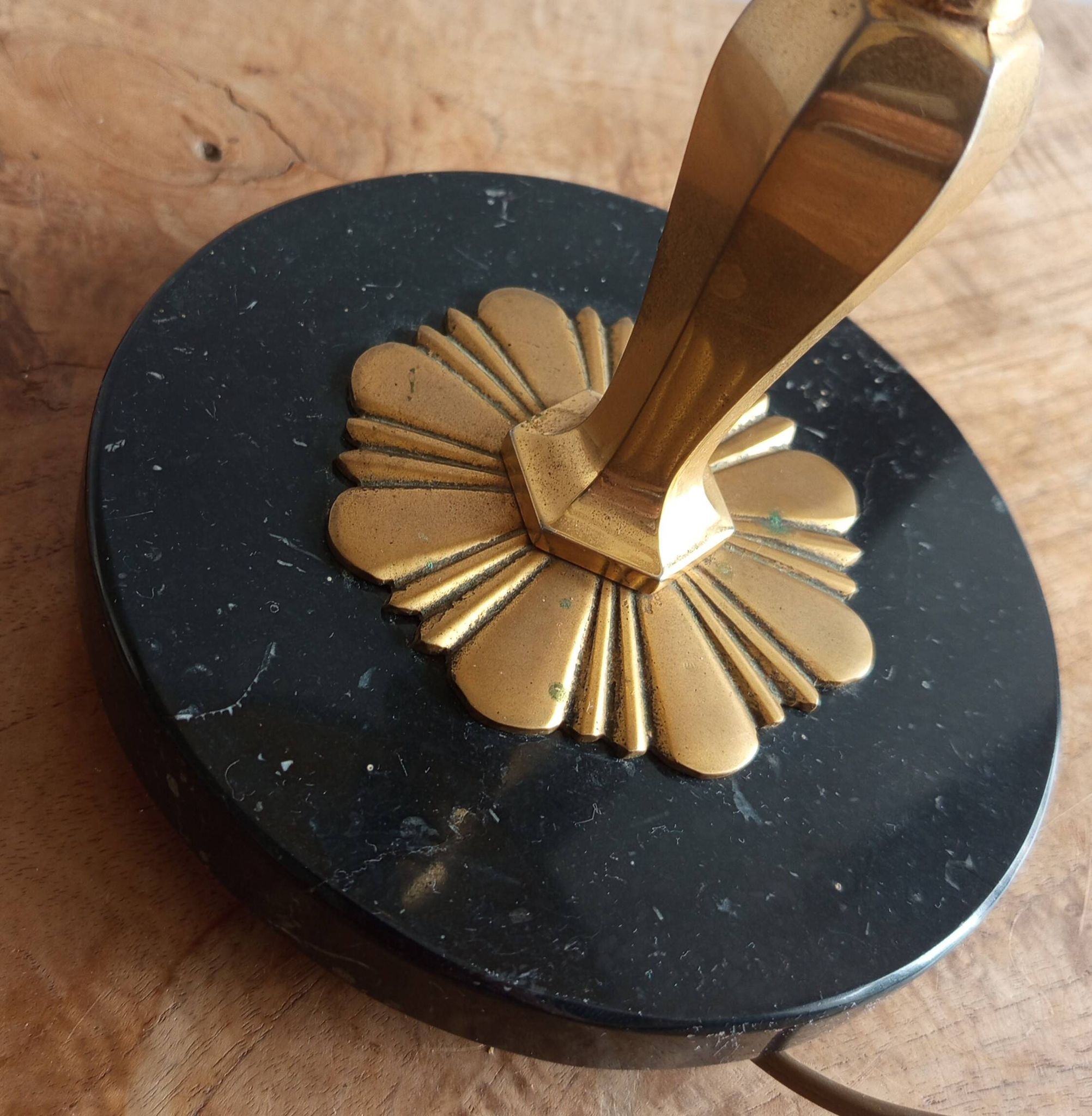 Lampe vintage marbre noir et laiton 1960