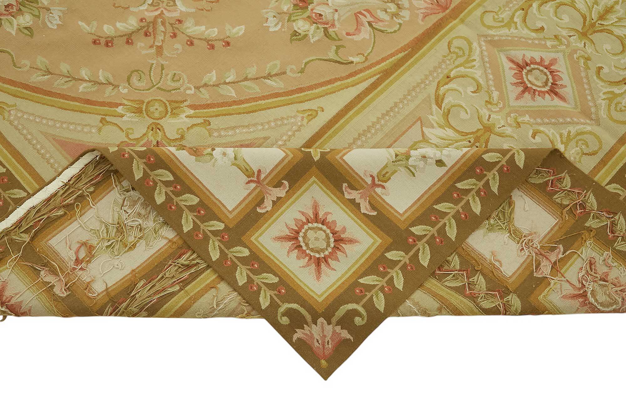 Handmade European Vintage Aubusson Kilim 268 cm x 373 cm