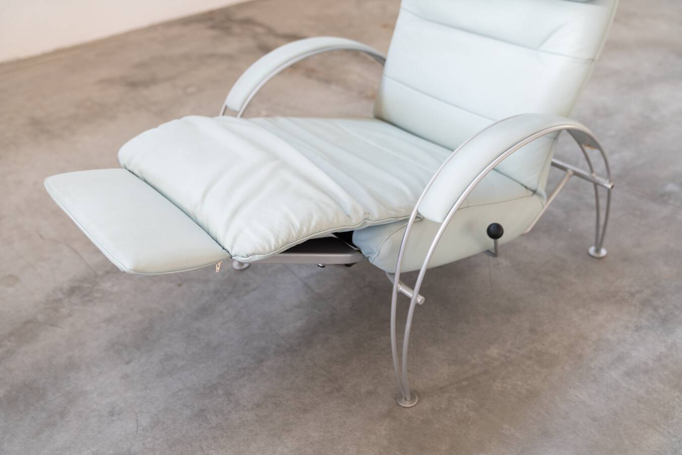 Vintage relax armchair from the 70s/80s by Percival Lafer