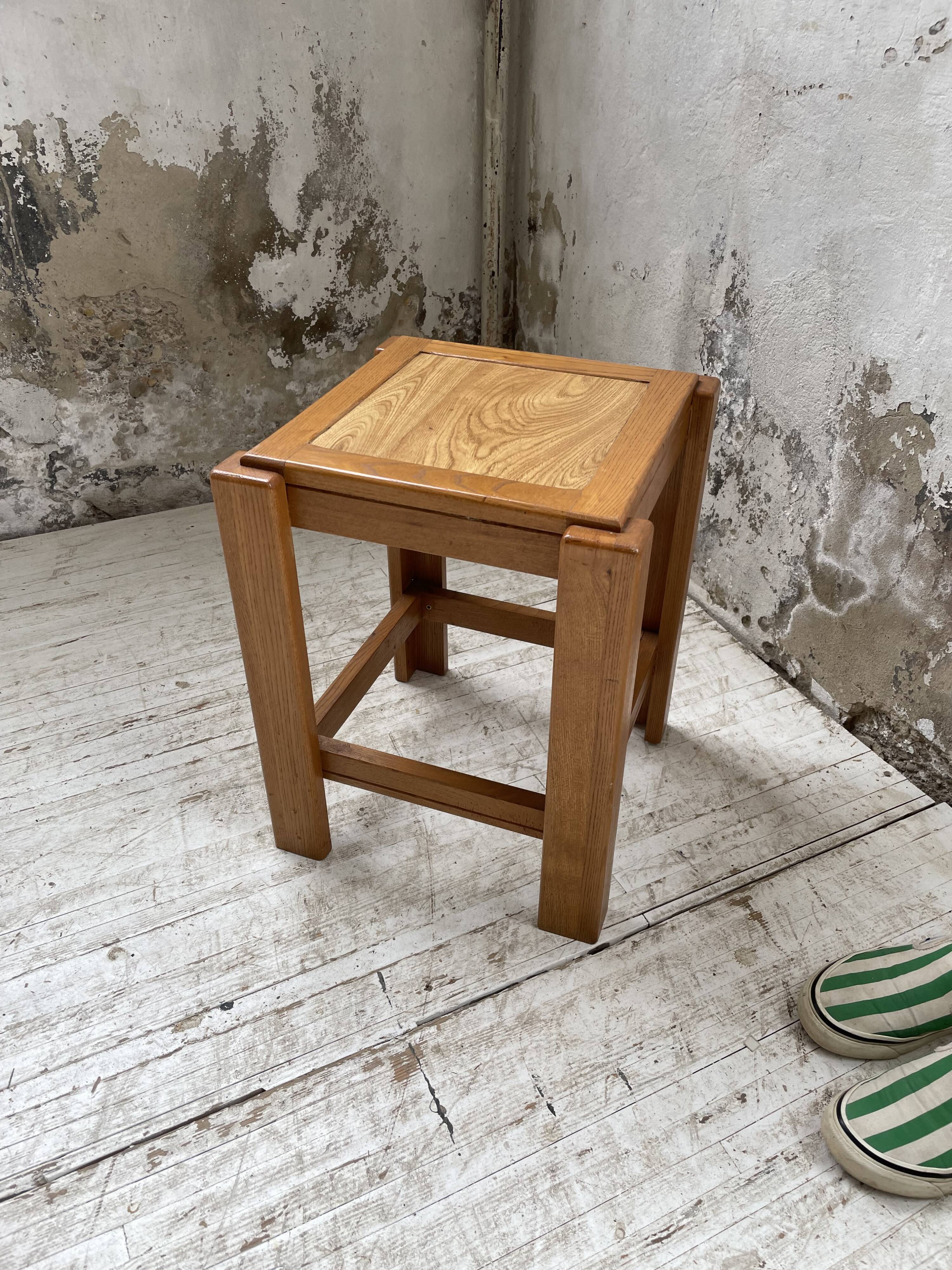 Solid elm stool Maison Regain