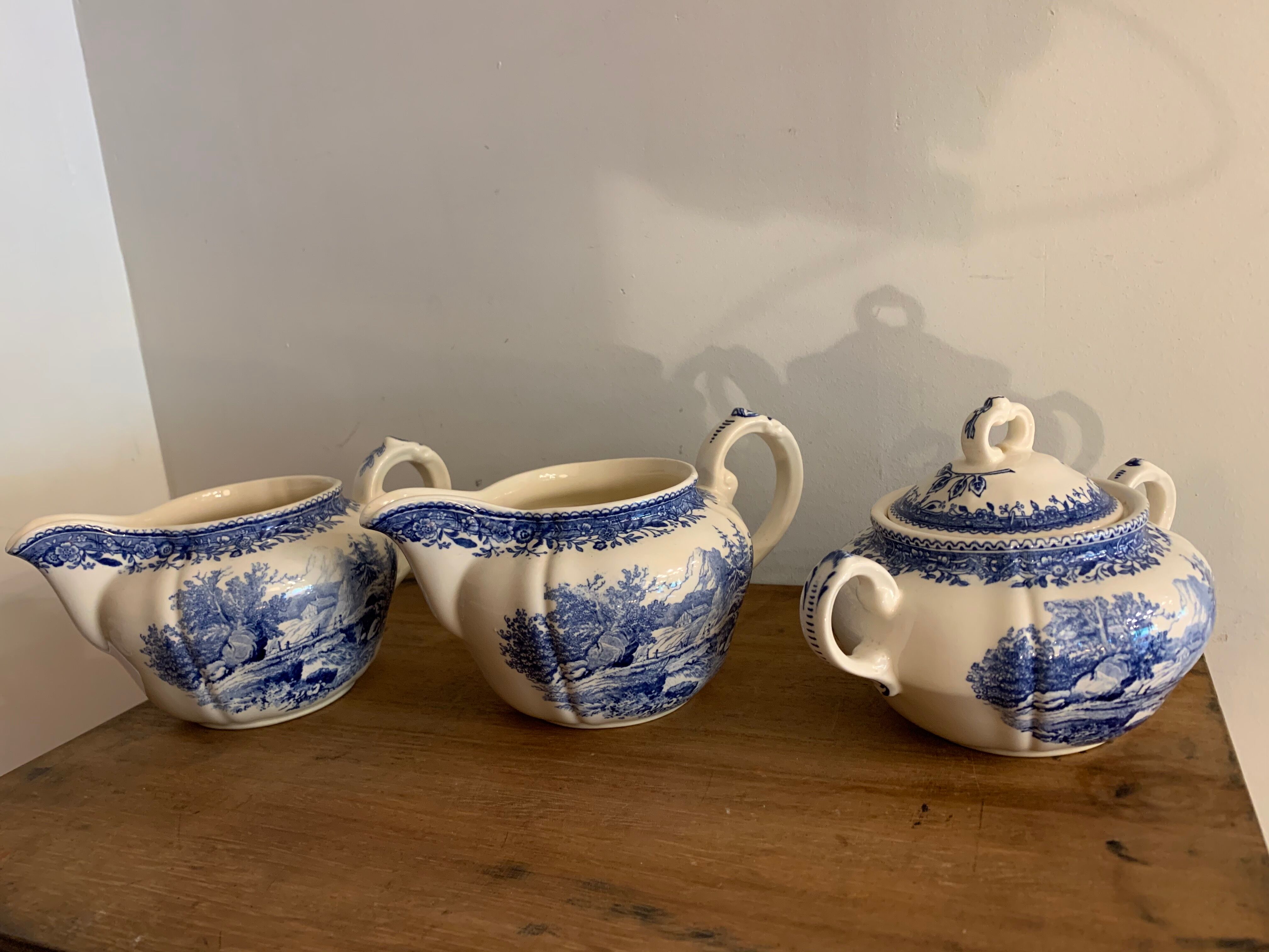 Villeroy and Boch Burgenland blue and white sugar and milk pots