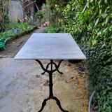 Bistro table in Carrara marble and cast iron circa 1900
