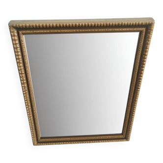 Miroir classique rectangulaire en bois doré