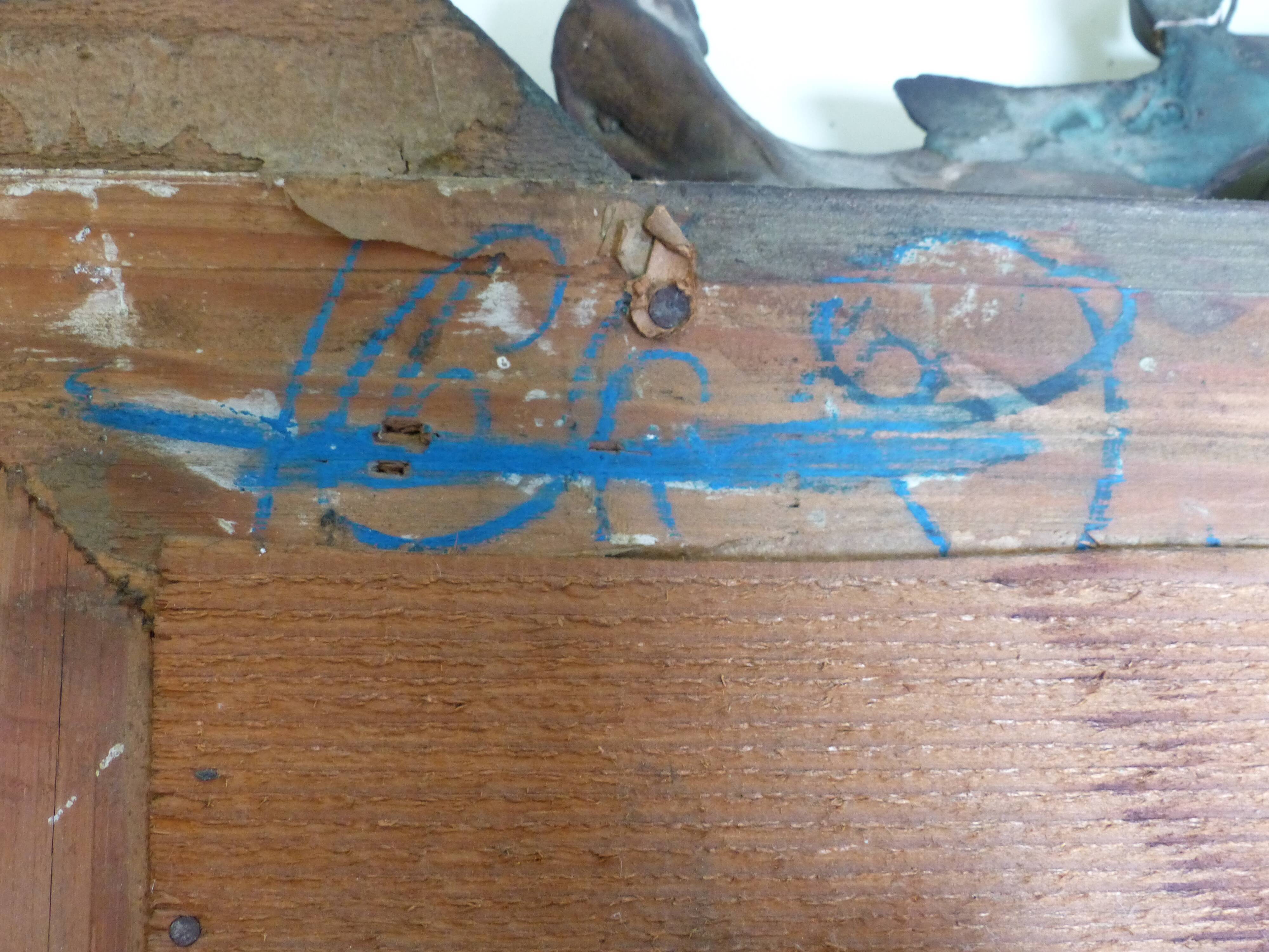 Ornate mirror 104x73cm