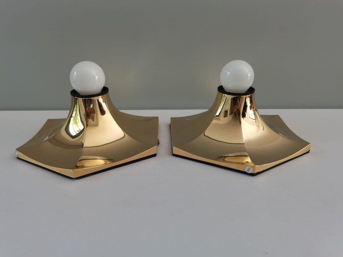 Pair of Italian wall lamps Fosnova - "Cloe"