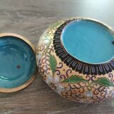 Bonbonnière in cloisonné enamels