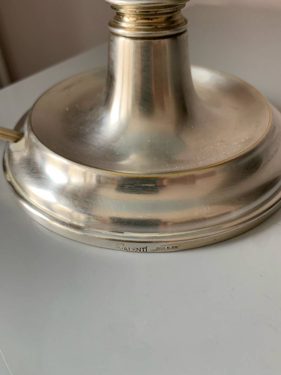 Antique table lamp with silver base and Clichy glass