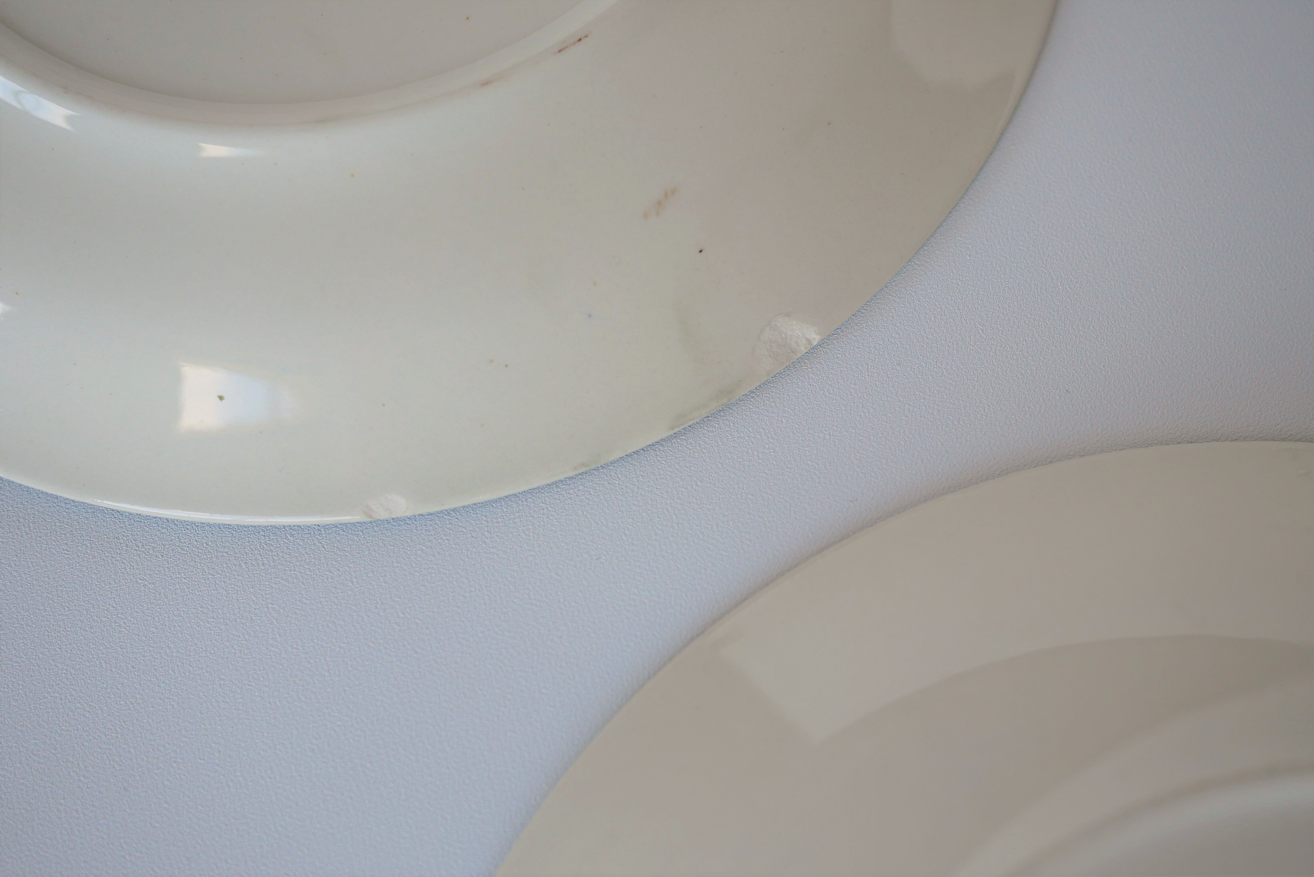 Series of 8 vintage plates edited by Boch La Louvière