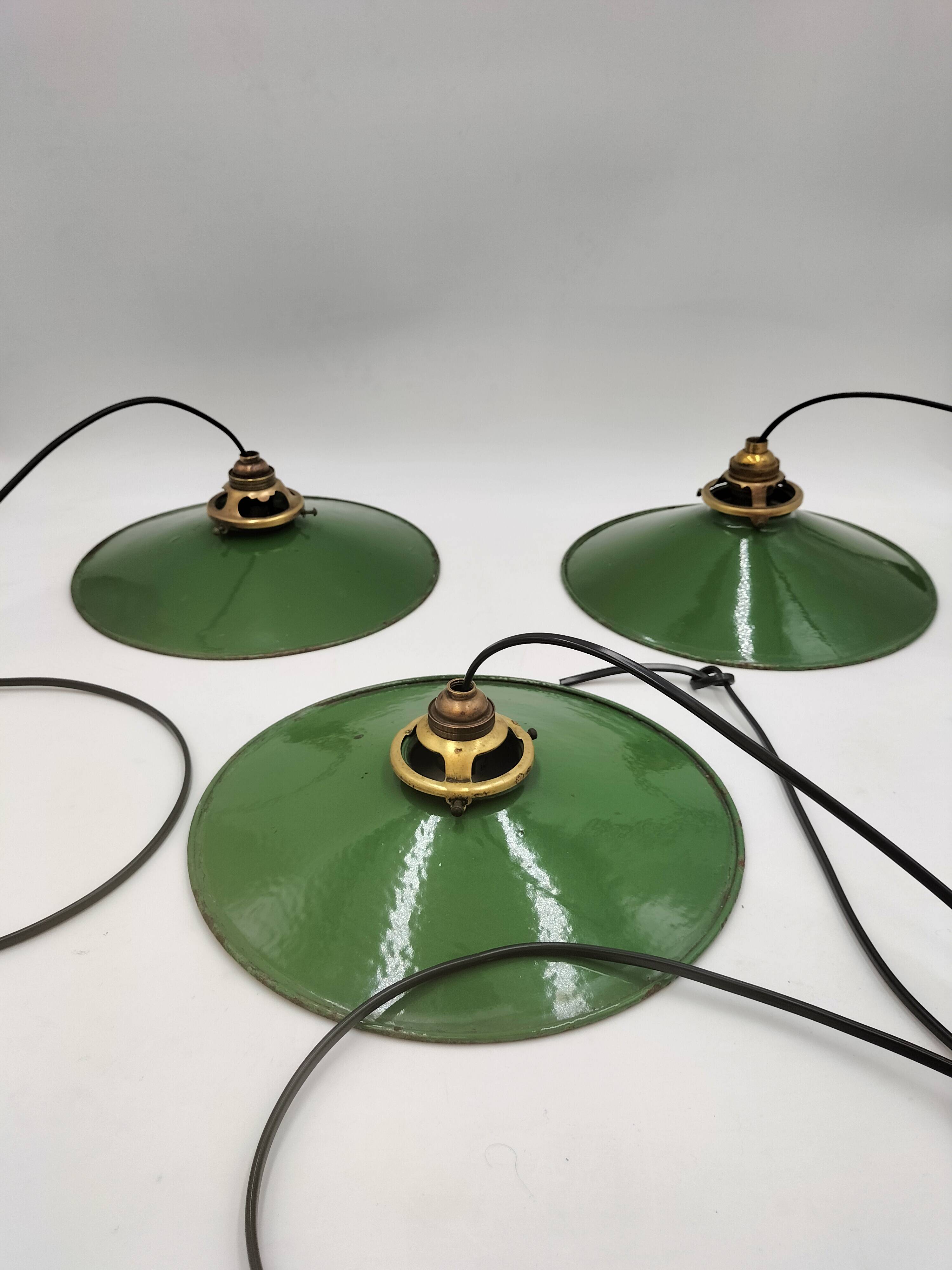 Enameled sheet metal pendant lights